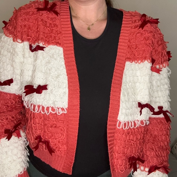 Mighty Fine Vintage Red and White Women's Eyelet Cardigan with Velvet Bows - Picture 8 of 8
